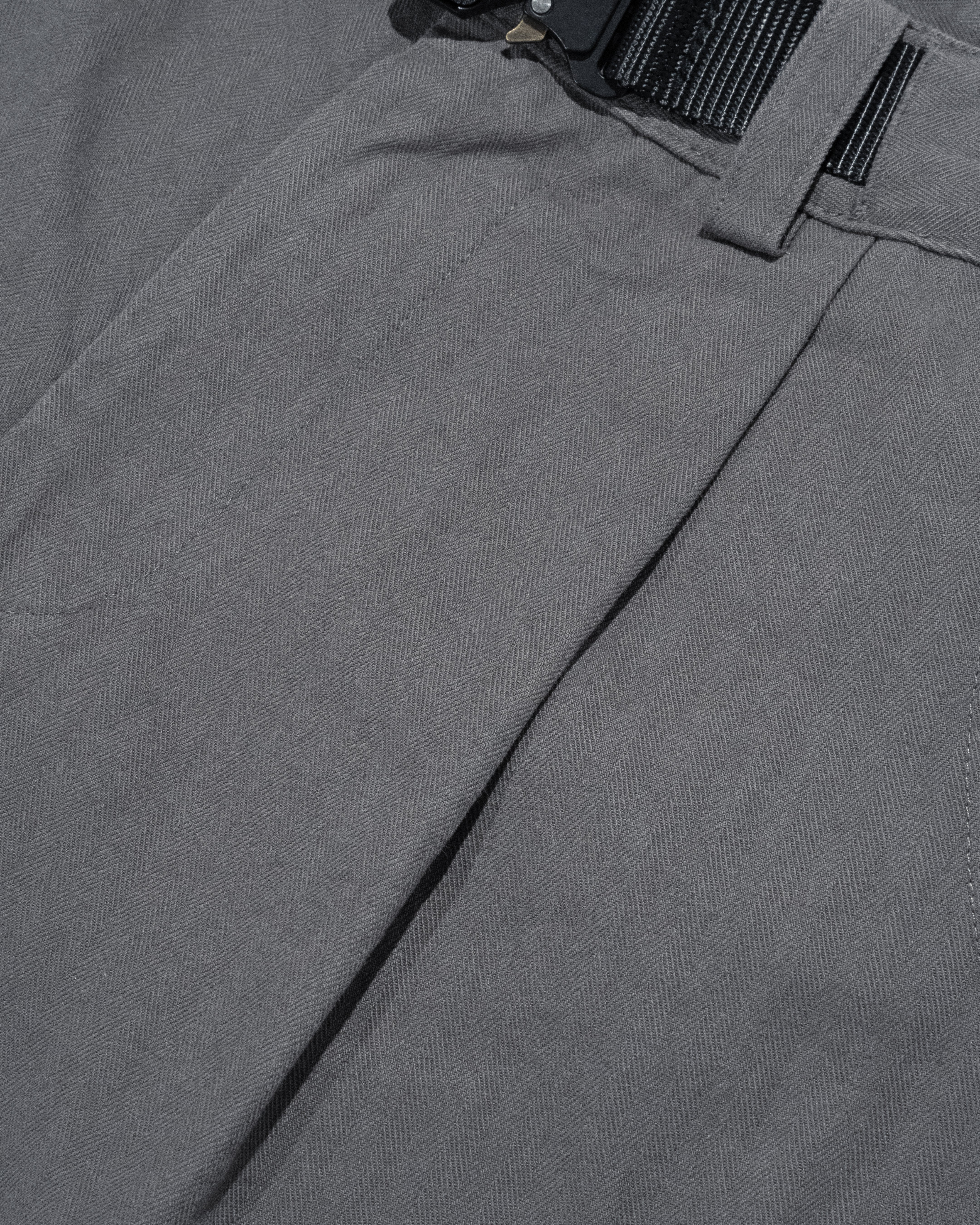 Sango Twill Herringbone Pleated Pants - Phantom Slate-thumbmail-4